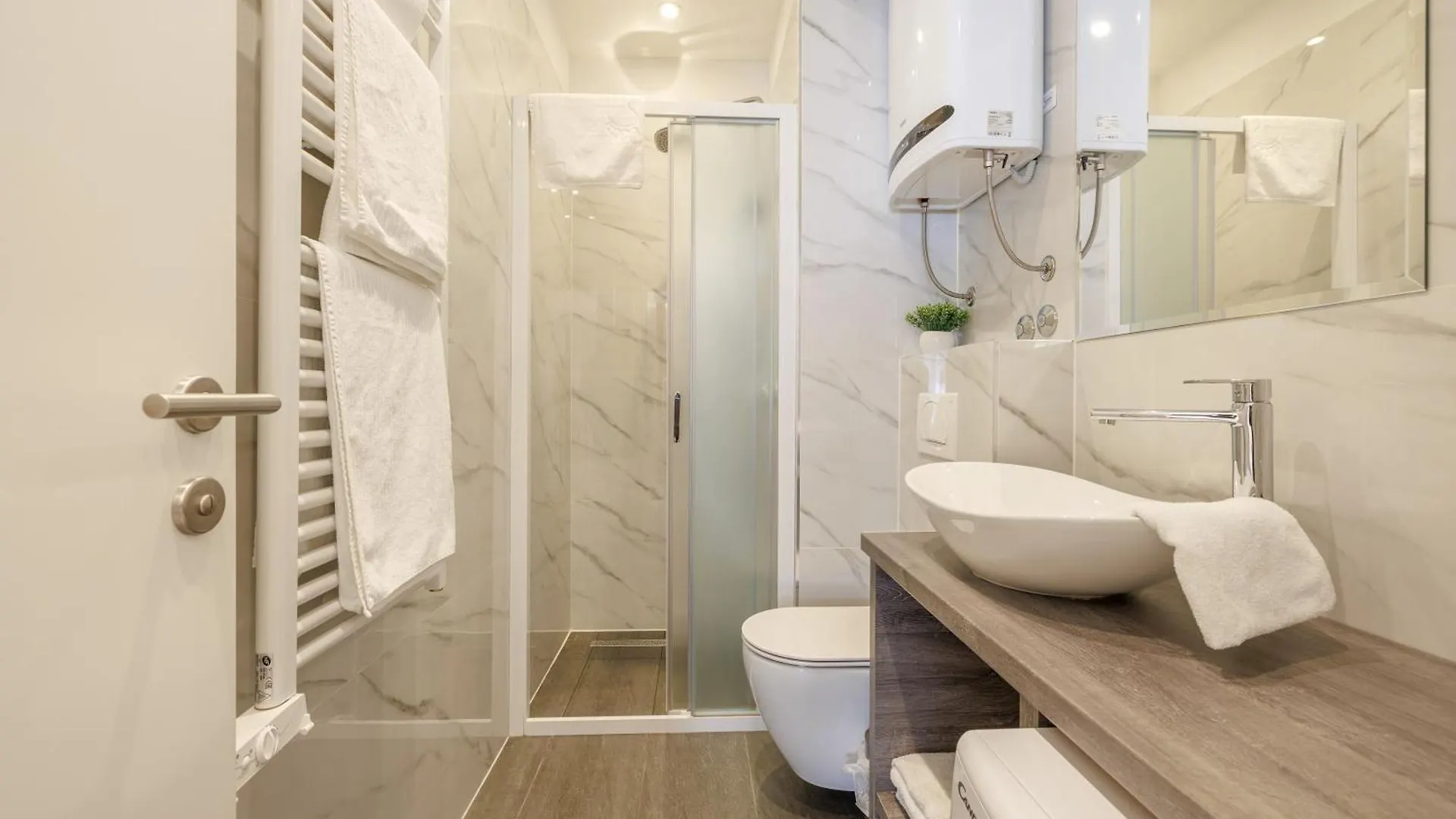 Perimar Luxury Apartments And Rooms Split Center