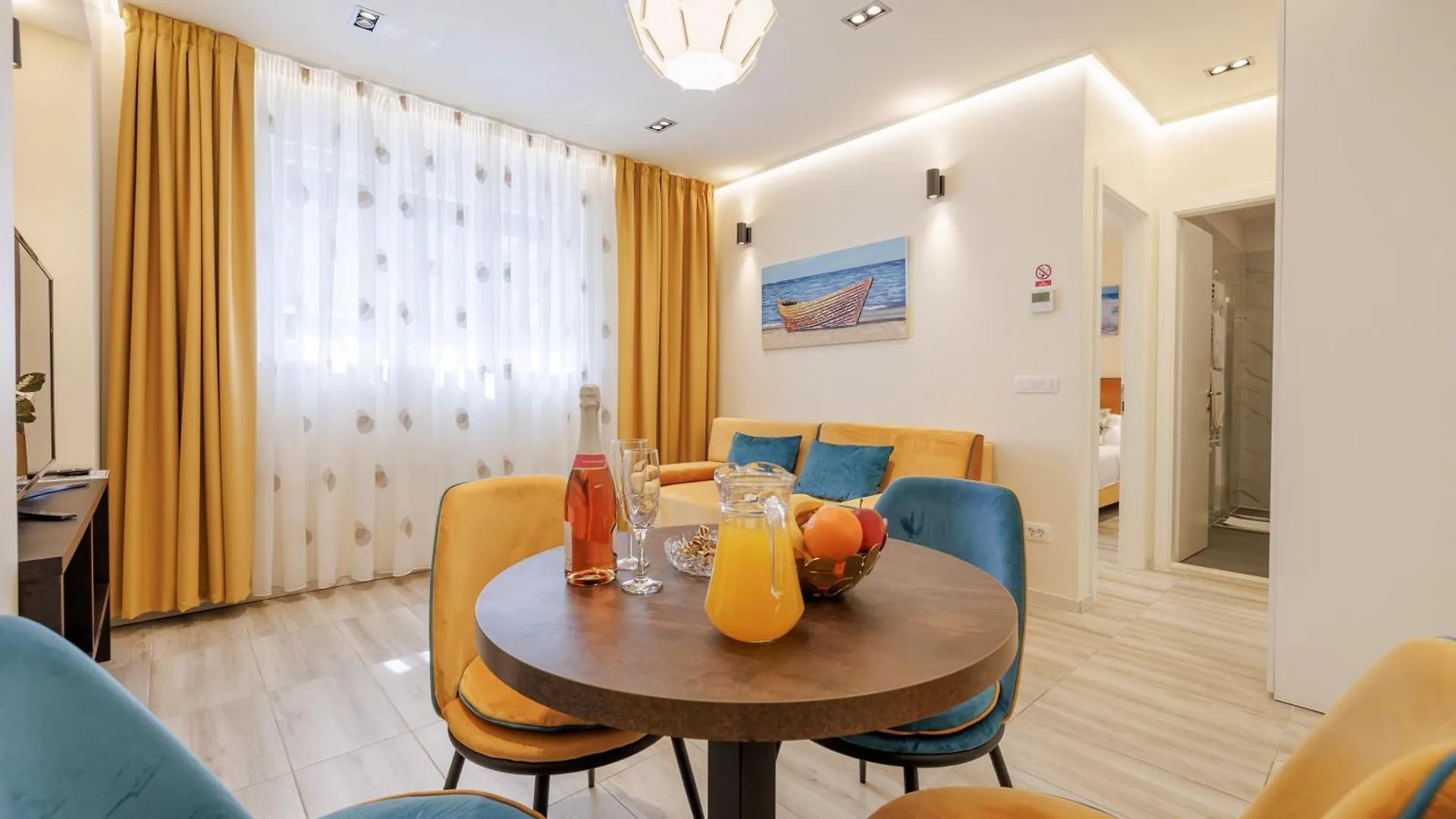 Perimar Luxury Apartments And Rooms Split Center 0*,