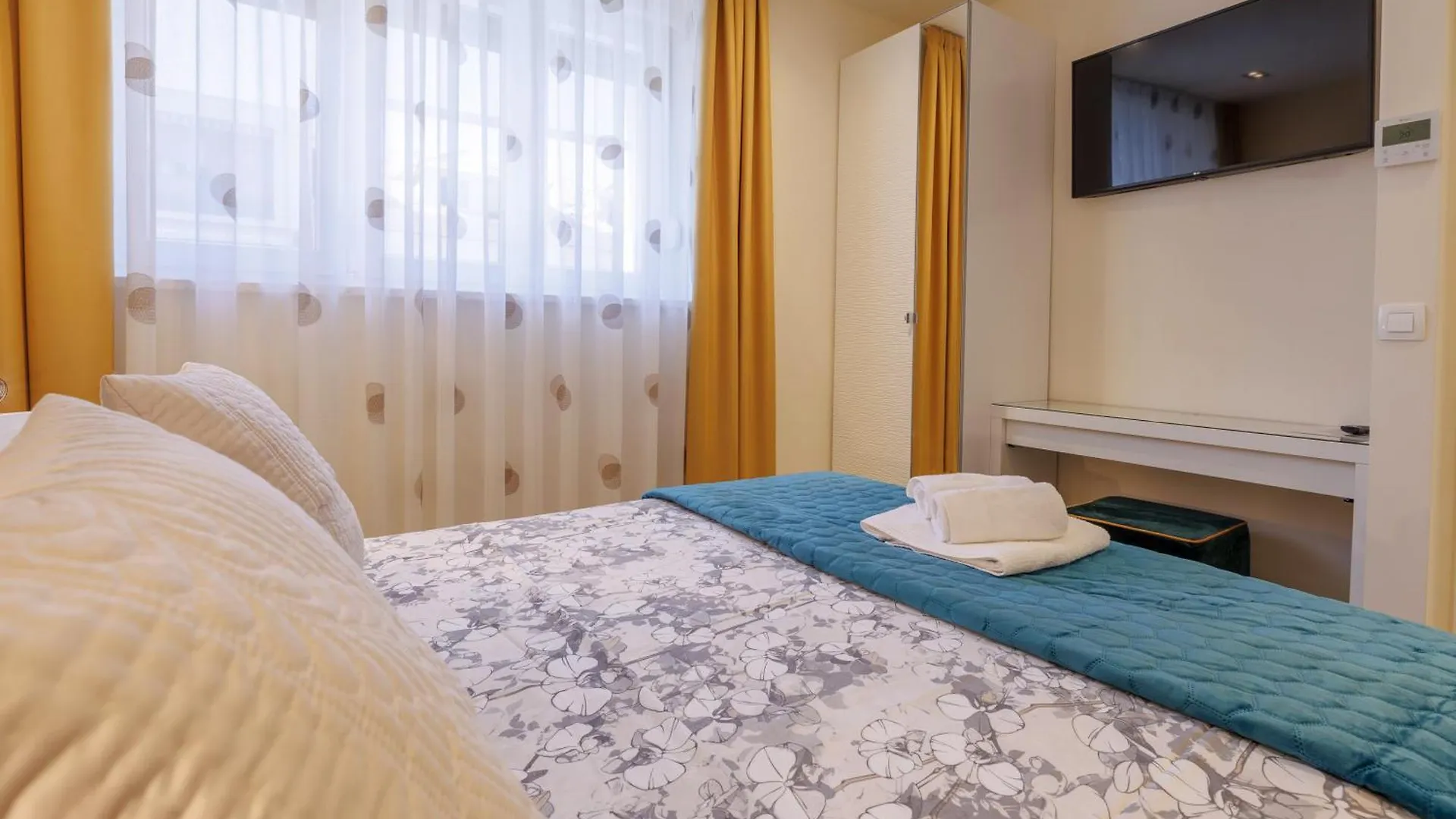 Perimar Luxury Apartments And Rooms Split Center